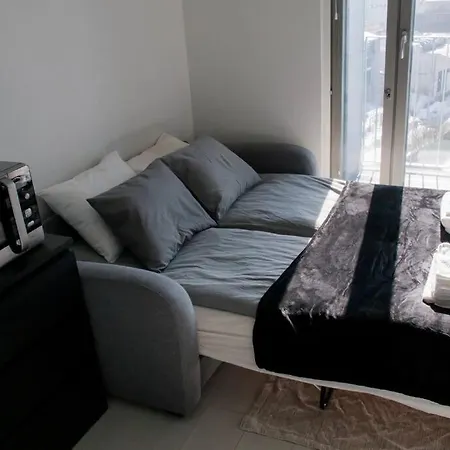 Apartamento Elegant Penthouse Loft - Near The Airport